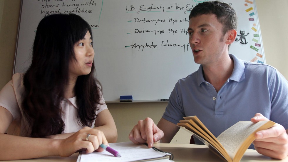Kinh nghiệm dạy tiếng Việt cho người nước ngoài hiệu quả